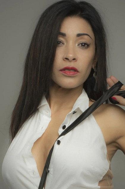 Ydalia Suarez - Actor Profile Photo