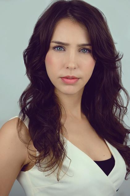 Stefanie Joosten - Actor Profile Photo