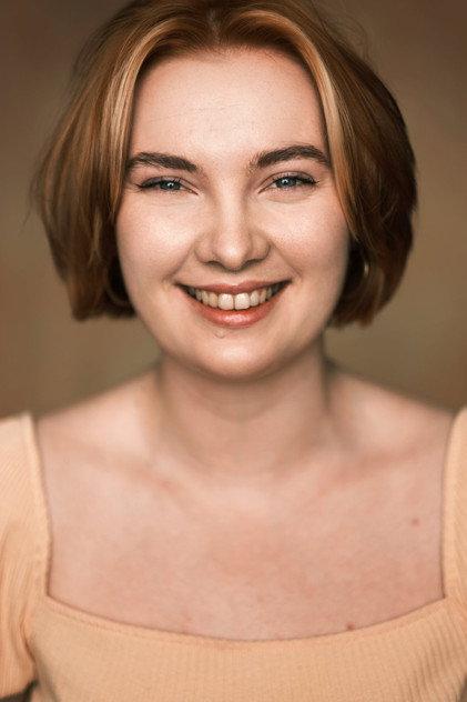 Sarah Bulmer - Actor Profile Photo