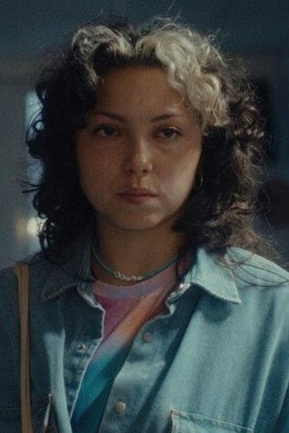 Alicia Andries - Actor Profile Photo