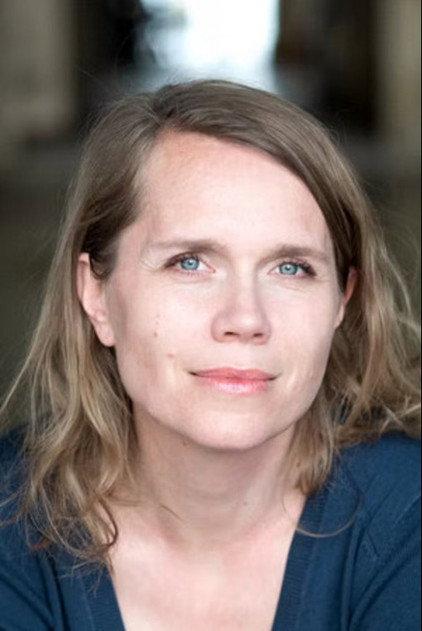 Ewunia Adamusinska - Actor Profile Photo