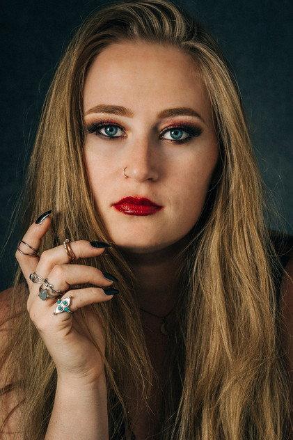 Jess Wiley - Actor Profile Photo
