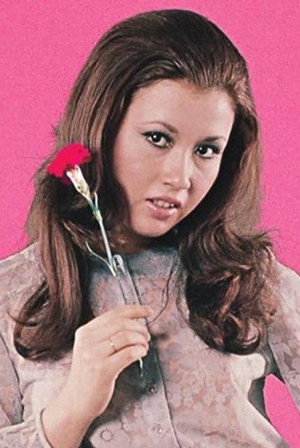 Mari Henmi - Actor Profile Photo