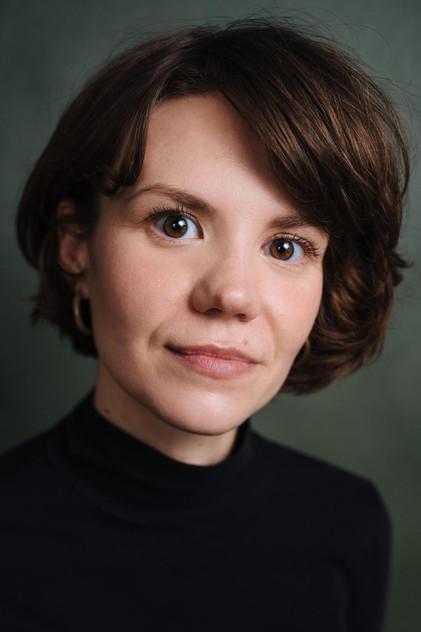 Ines De Clercq - Actor Profile Photo
