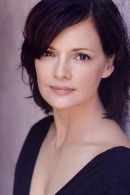 Stacy Edwards - Actor Profile Photo