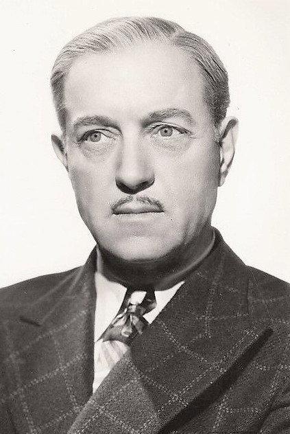 Purnell Pratt - Actor Profile Photo