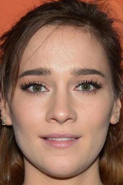 Victoria Dyrstad - Actor Profile Photo