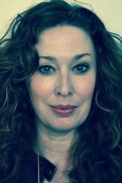 Mylinda Hull - Actor Profile Photo