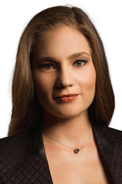 Nevşin Mengü - Actor Profile Photo