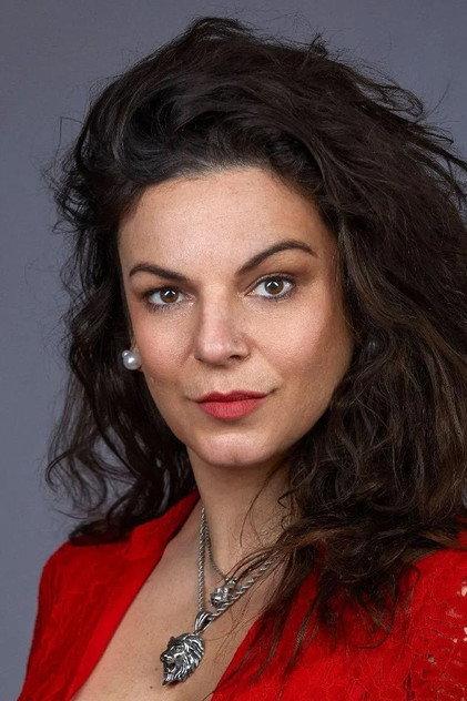 Victoria Hopkins - Actor Profile Photo