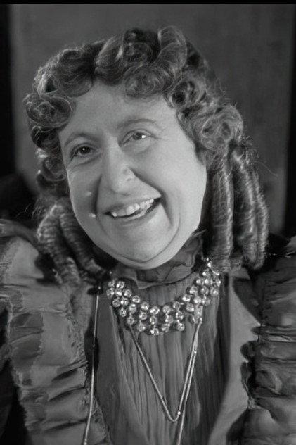 Andrée Vialla - Actor Profile Photo