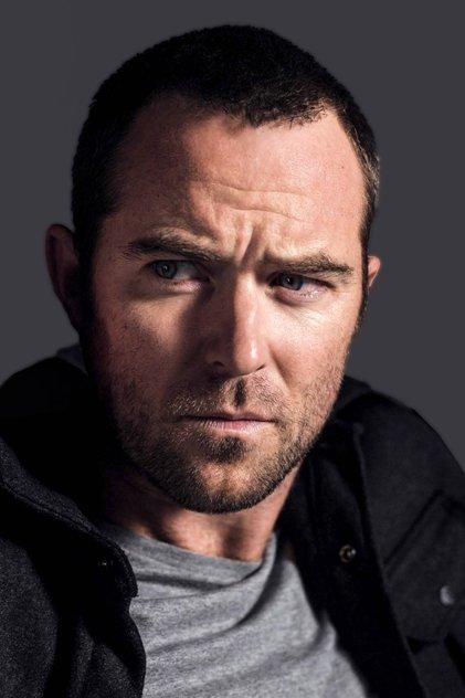Sullivan Stapleton - Actor Profile Photo