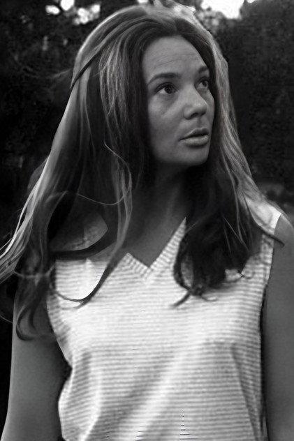 Elizabeth Burkner Robbins - Actor Profile Photo