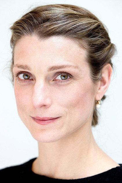 Zenaida Yanowsky - Actor Profile Photo