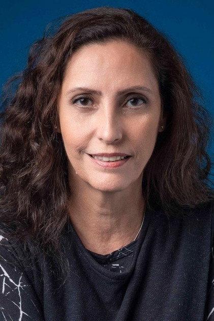 Claudia Souto - Actor Profile Photo