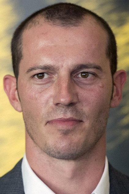 Simon Sears - Actor Profile Photo