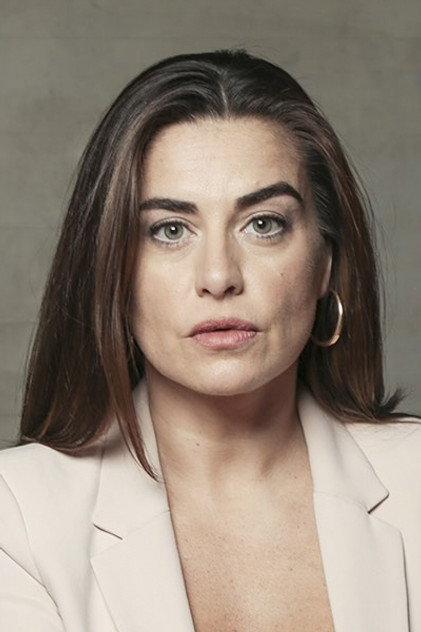 Ingrid Cruz - Actor Profile Photo