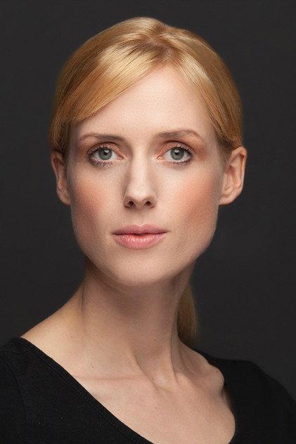 Wilma Elles - Actor Profile Photo