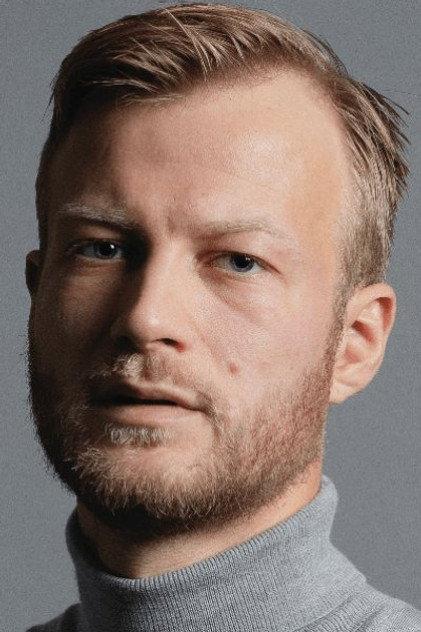 Gustav Dyekjær Giese - Actor Profile Photo