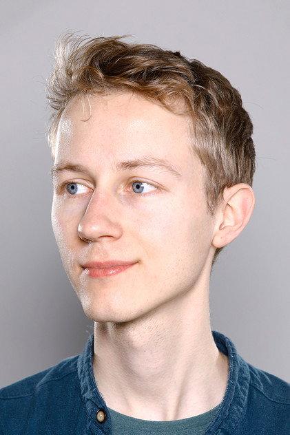 Charlie Shackleton - Actor Profile Photo
