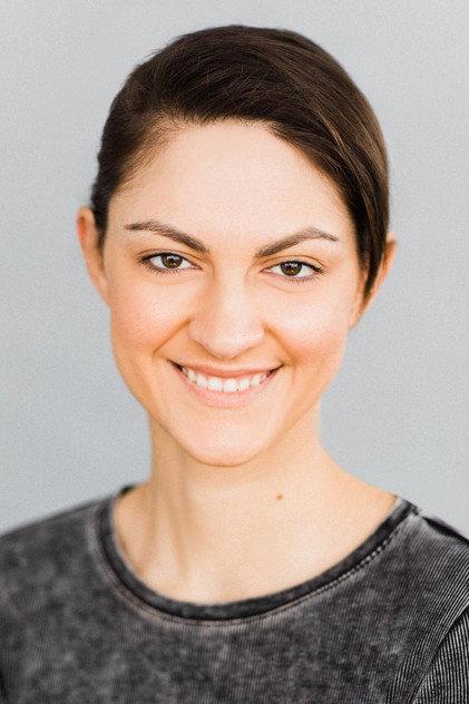 Alisa Erlikh - Actor Profile Photo