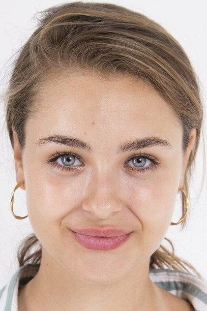 Anna Demidova - Actor Profile Photo