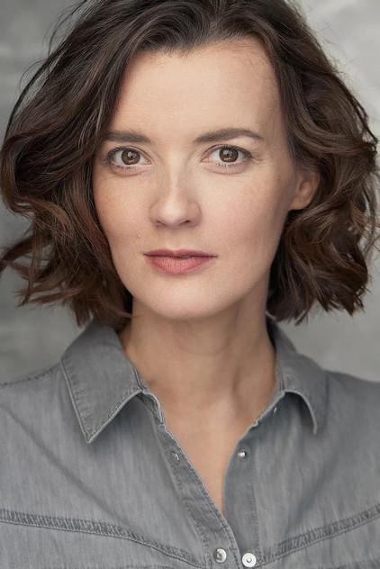 Kirsty Strain - Actor Profile Photo