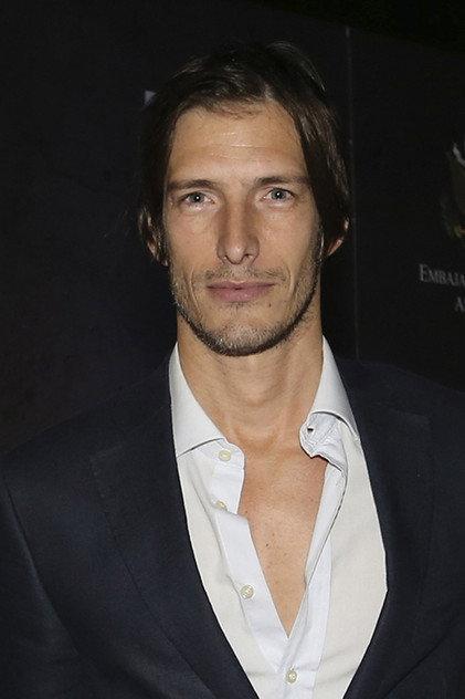 Iván de Pineda - Actor Profile Photo