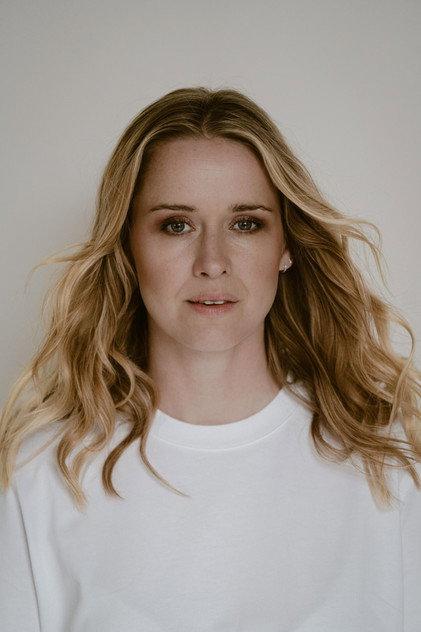 Lisa Henni - Actor Profile Photo