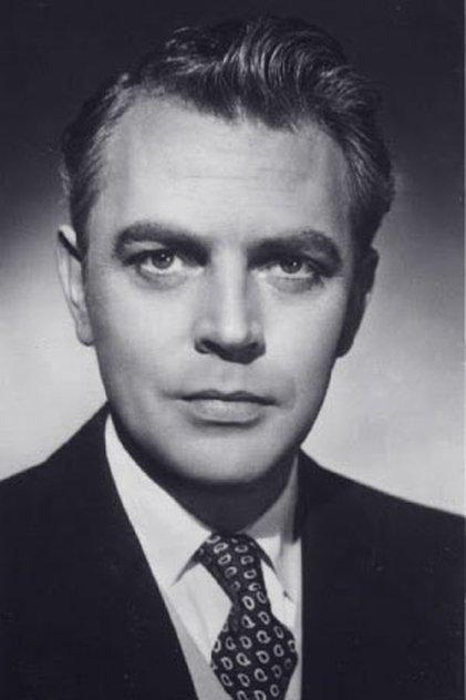 Dan O'Herlihy - Actor Profile Photo
