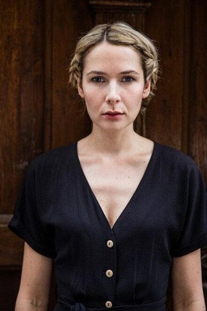 Julia Gruber - Actor Profile Photo