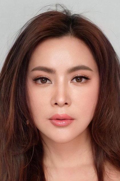 Panadda Wongphudee - Actor Profile Photo