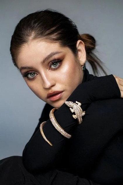 Karol Sevilla - Actor Profile Photo