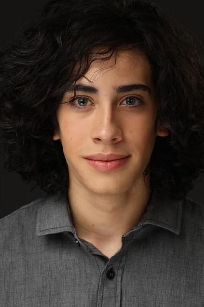 Santiago Torres - Actor Profile Photo