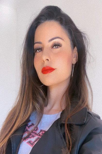 Taís Pisoni - Actor Profile Photo