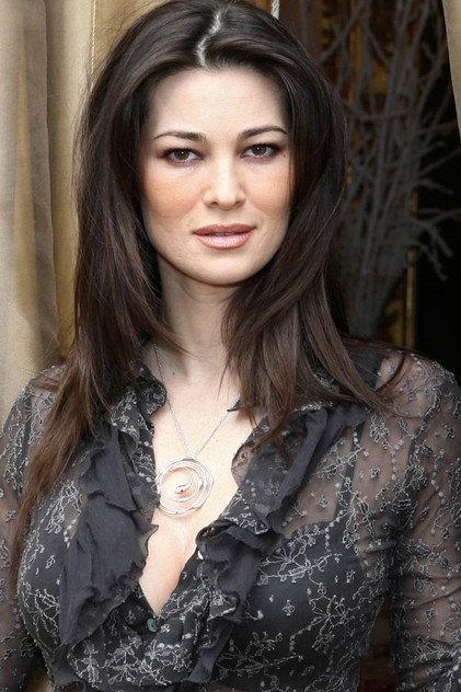 Manuela Arcuri - Actor Profile Photo