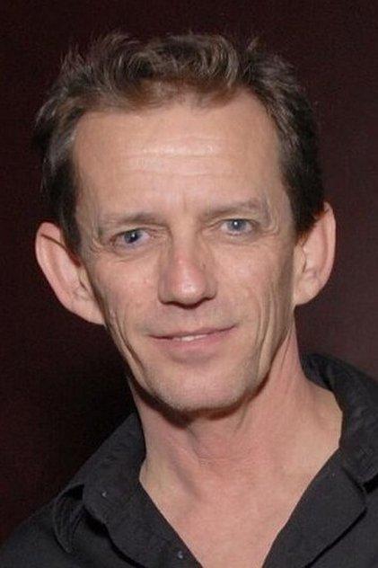 Ezra Buzzington - Actor Profile Photo