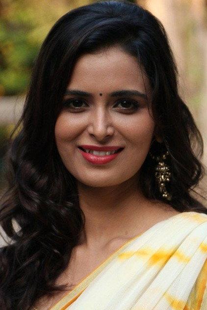 Meenakshi Dixit - Actor Profile Photo