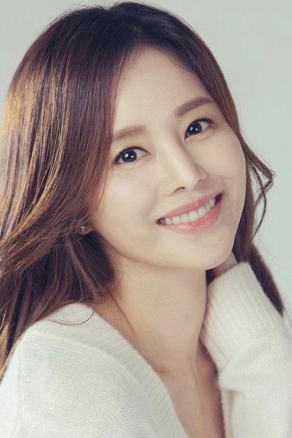 Lee Young-ah - Actor Profile Photo