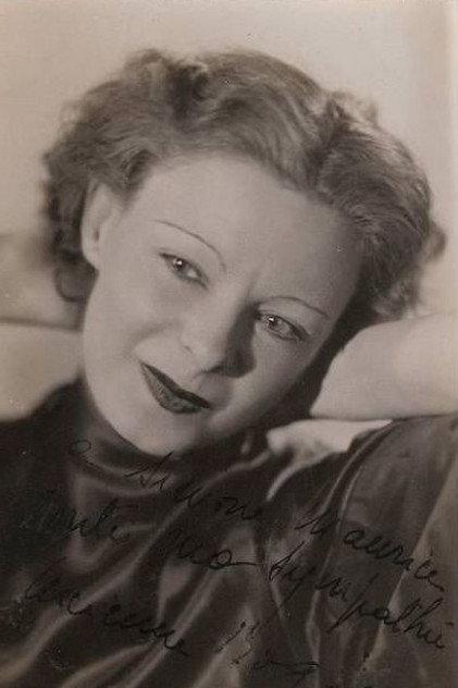 Lucienne Bogaert - Actor Profile Photo