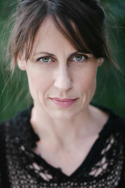 Kim Farrant - Actor Profile Photo
