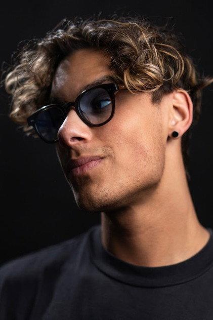 Sebastian Tardos - Actor Profile Photo