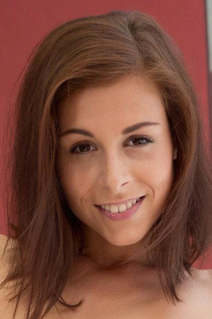 Antonia Sainz - Actor Profile Photo
