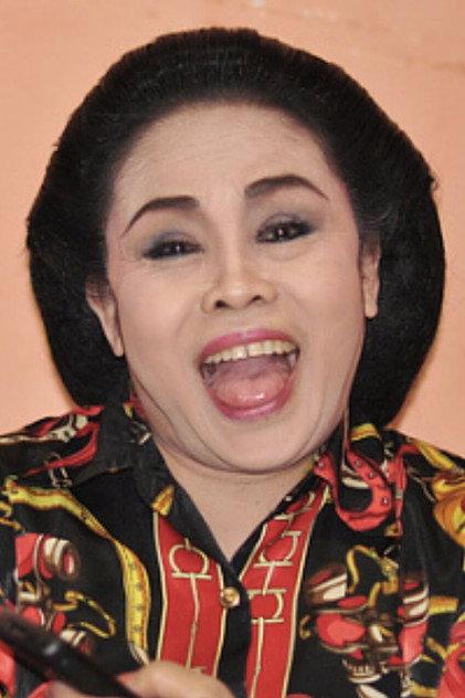 Yati Pesek - Actor Profile Photo