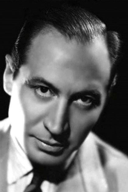 Arturo García Buhr - Actor Profile Photo