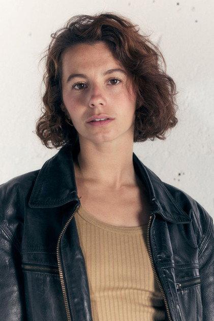 Sarah-Cheyenne Santoni - Actor Profile Photo