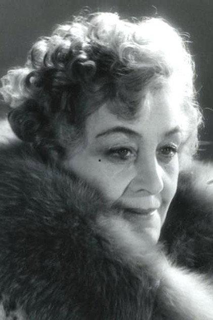 Karen Poulsen - Actor Profile Photo
