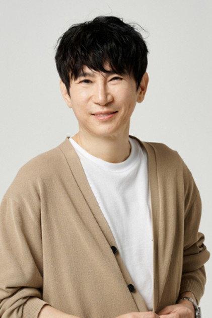 Lee Sun-jung - Actor Profile Photo