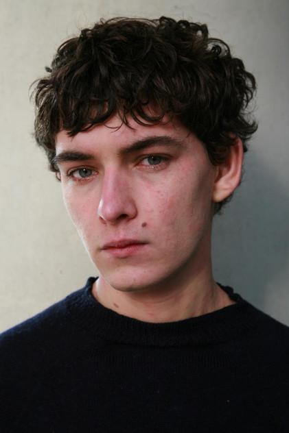 Tom Sweet - Actor Profile Photo