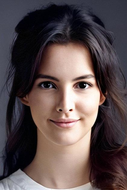 Leyla Feray - Actor Profile Photo